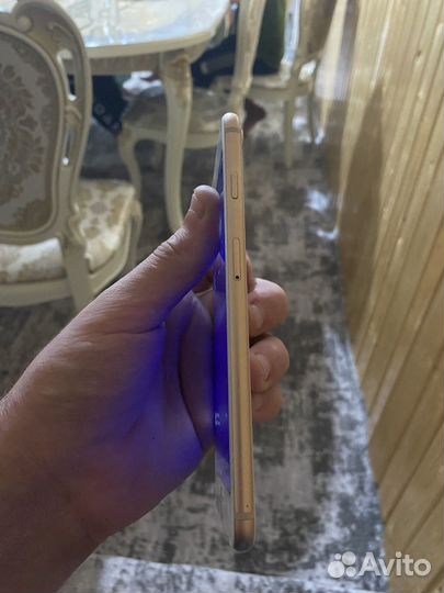 Телефон iPhone 8 plus