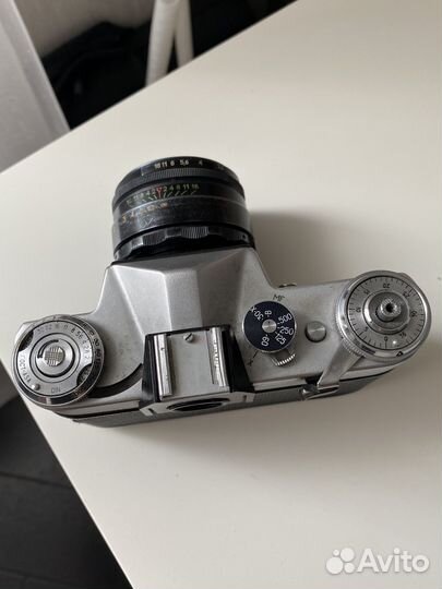 Плёночный фотоаппарат Zenit E