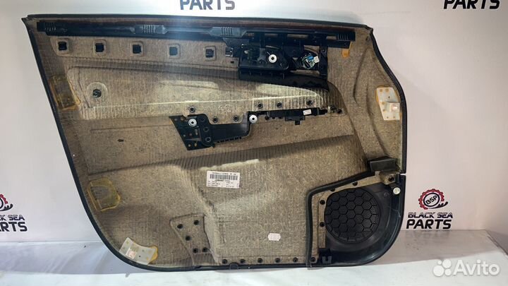 Дверная карта Opel Zafira B правая передняя