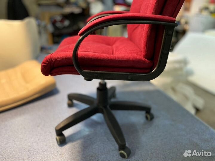 Компьютерное кресло