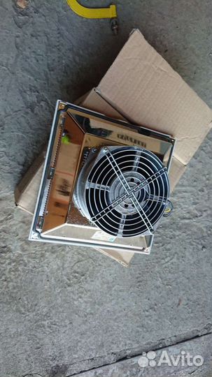 Вентилятор для телекоммуникационного шкафа