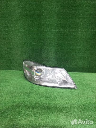 Фара правая Skoda Octavia A5