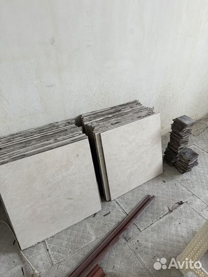 Плитка напольная бу