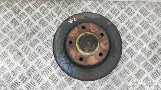Ступица задняя правая renault megane 3 (3BN08NY01)