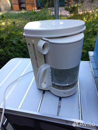 Электрическая кофеварка