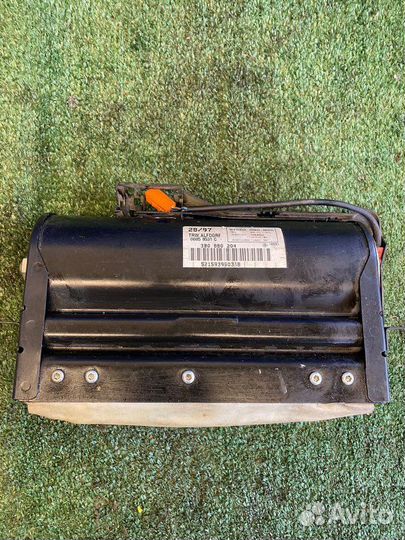 Подушка безопасности пассажира Volkswagen Passat