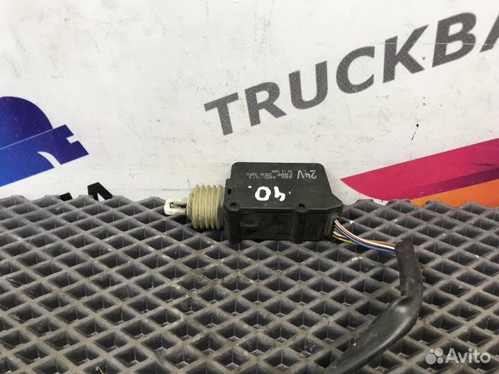 81626800121 Активатор замка двери Man TGX