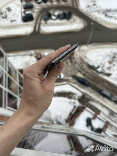 iPhone X, 64 ГБ