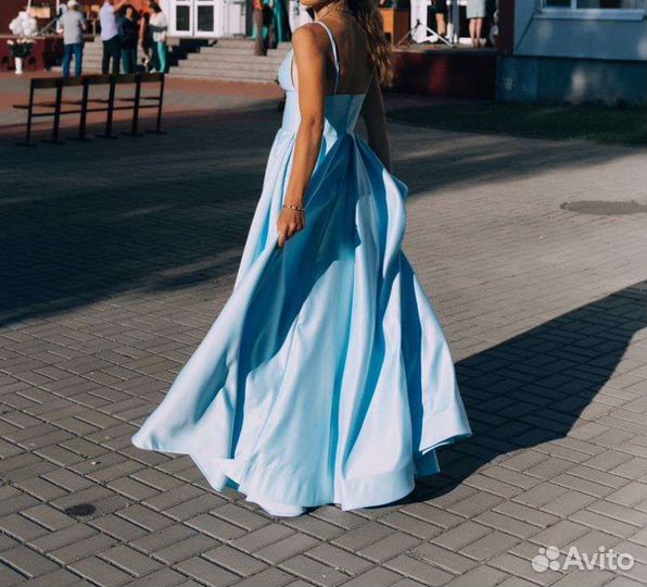 Вечернее платье