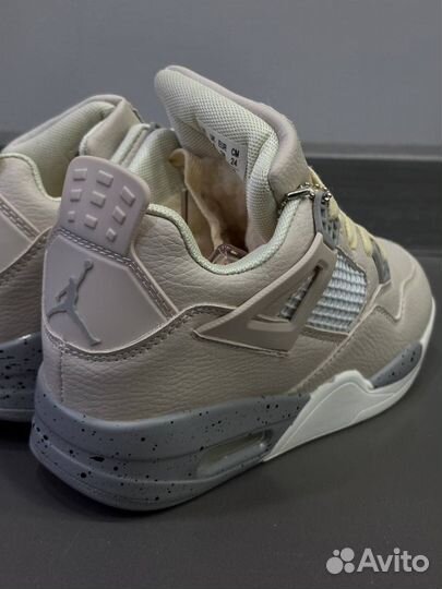 Кроссовки nike женские