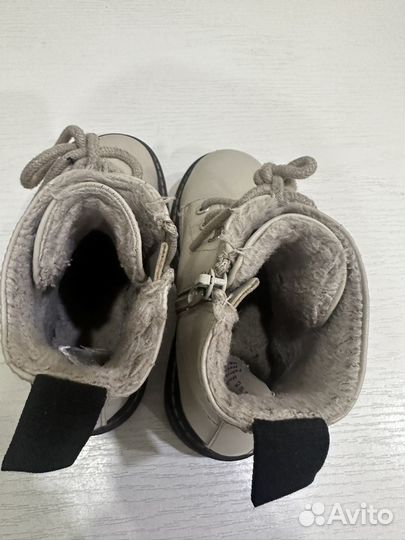 Ботинки демисезонные для девочки 28 размер