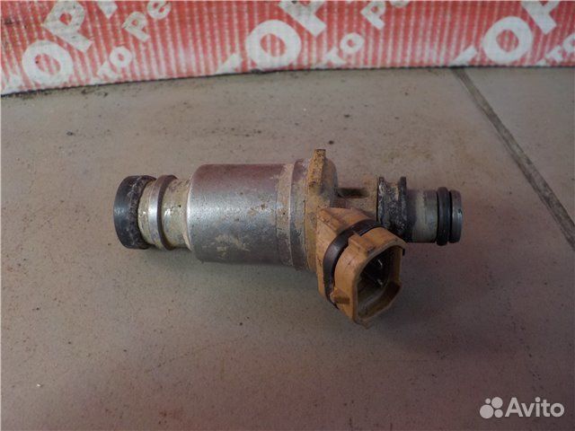 Форсунки топливные Toyota Corolla AE110 5A-G521011
