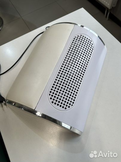 Маникюрный пылесос