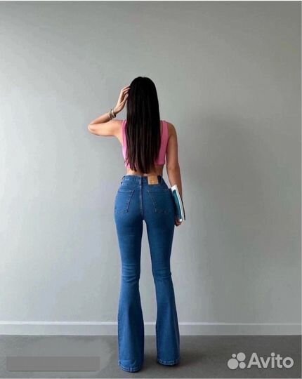 Джинсы клеш