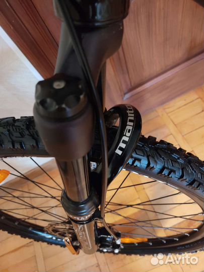 Немецкий велосипед Wheeler Black Sea Manitou/X7