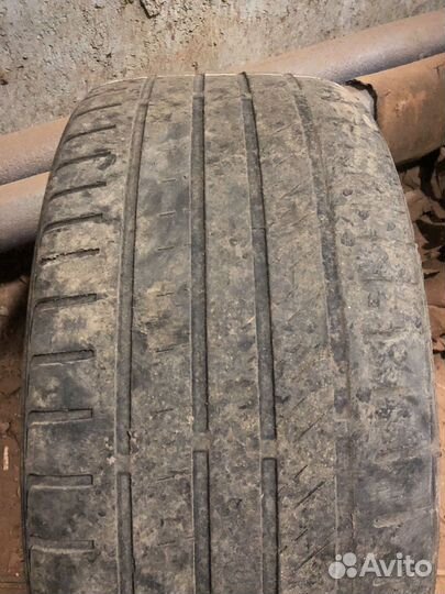 Kinforest KF-550 235/40 R18 36