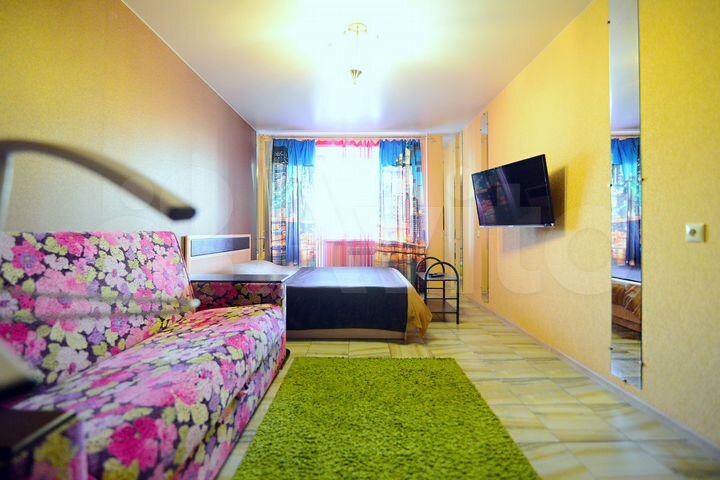 2-к. квартира, 65 м², 3/9 эт.