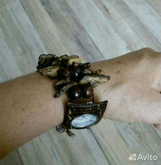 Часы—браслеты