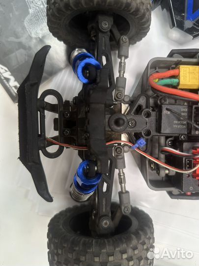 Машина на радиоуправлении MJX лучше Remo hobby