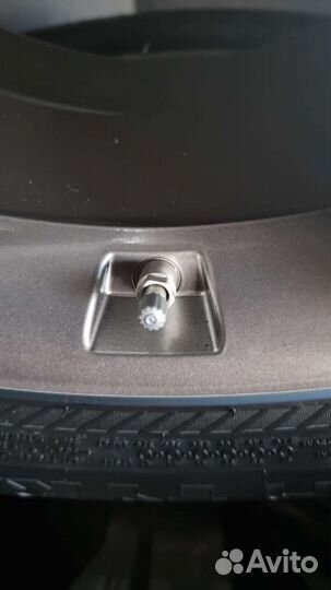 Новые колеса R-20 Genesis GV80 оригинал в сборе