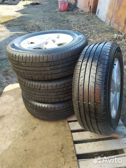 Резина на дисках 215/65/16 nissan qashqai