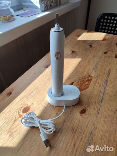 Зарядная станция для эл.щетки Ксиоми