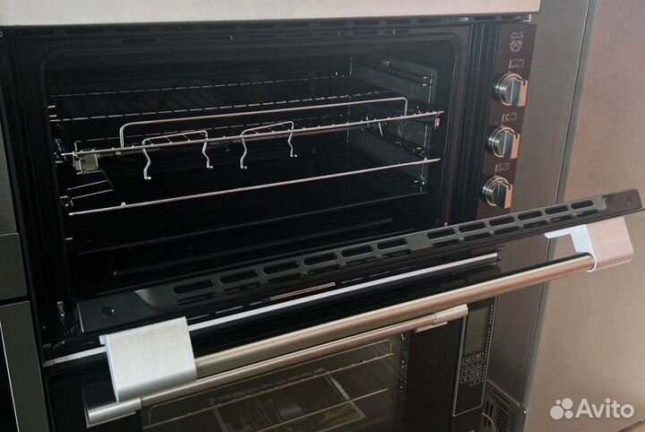 Встраиваемый газовый духовой шкаф Kaiser EG9371