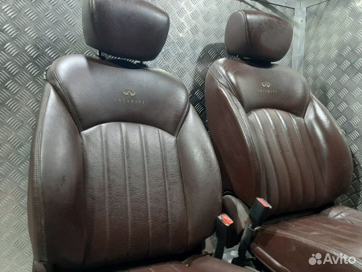 Сиденья комплект Infiniti Ex35 J50 VQ35HR 2008