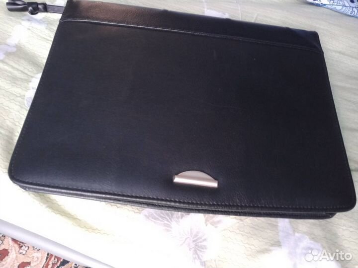 Кожаная папка для документов