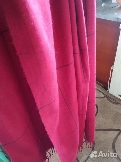 Женские шарфы и платки