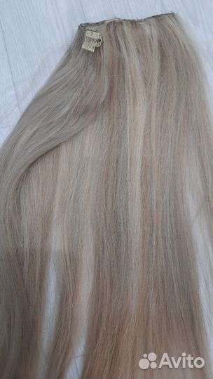 Волосы на заколках