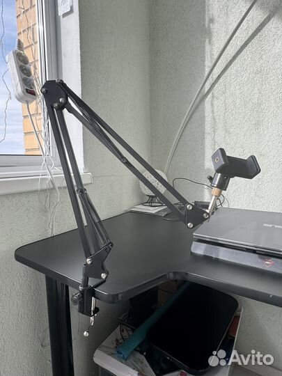 Штатив настольный для телефона