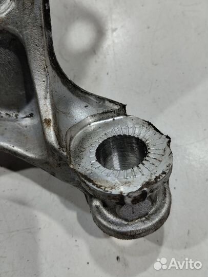 Кронштейн(крепление) переднего подрамника левый