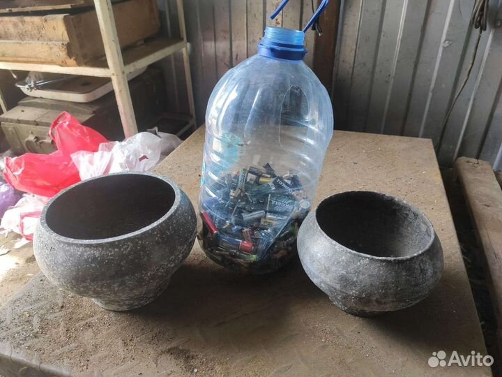 Чугунки разные чугунные и алюминиевые