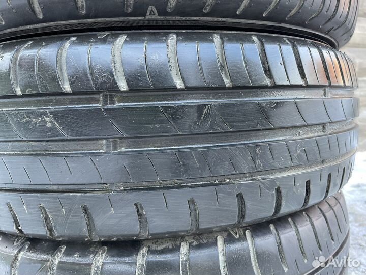 Dunlop SP Touring R1 185/65 R15 88T