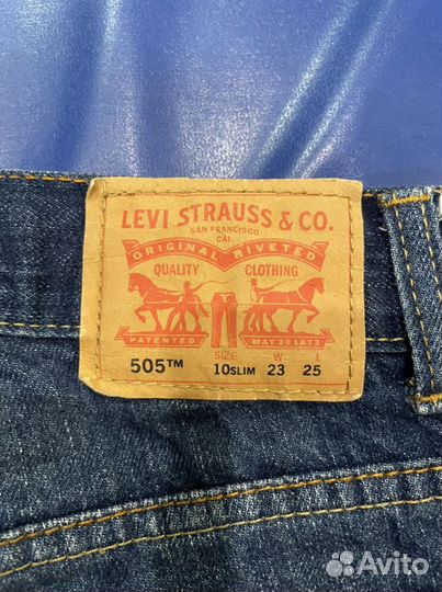 Джинсы на мальчика Levis 505 W23L25