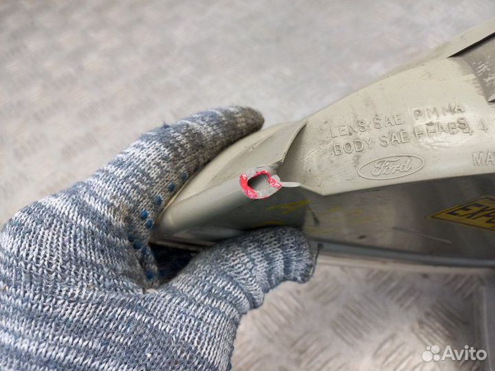 Указатель поворота правый передний правый Ford