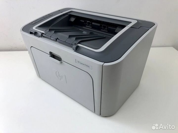 Принтер HP lasejet p1505n