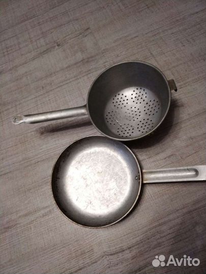 Дуршлаг, сковородка