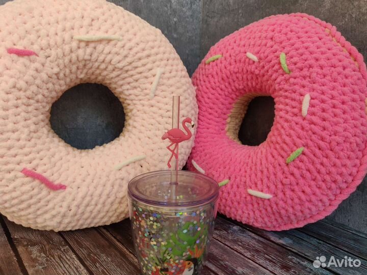 Подушка пончик