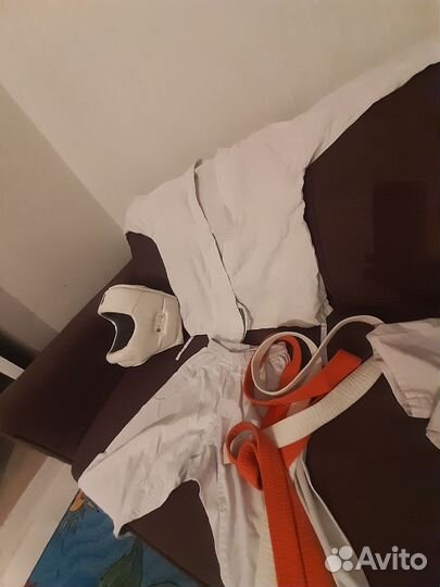 Кимоно для каратэ детское . Один на 8 и на 10 лет