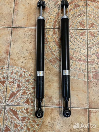 Амортизатор mazda 3