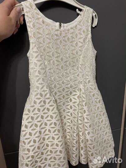 Нарядное платье для девочки 98