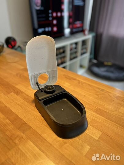 Автоматическая кормушка Pawise