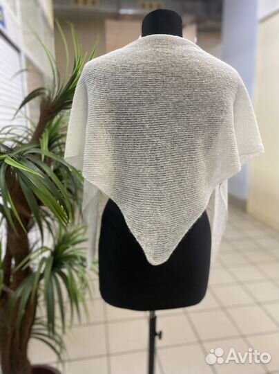 Платок паутинка вязаный, бактус