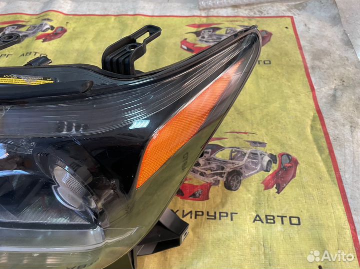 Левая фара на Lx570 черная (2013-2015)