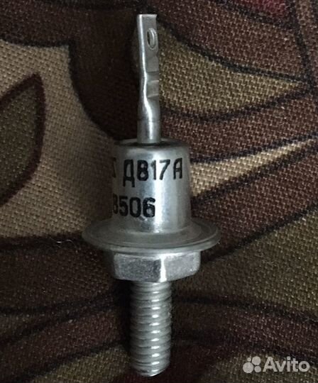 Стабилитрон д817а