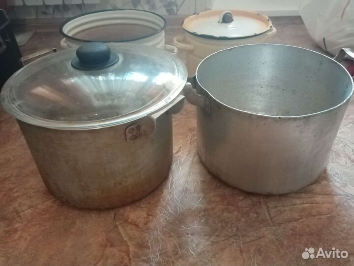 Кухонная посуда и приборы