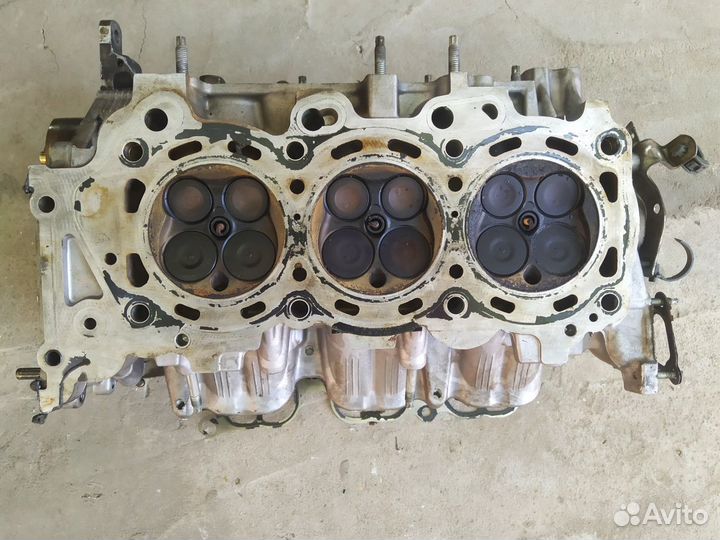 Гбц в сборе левая Lexus GS300 3GR-FSE