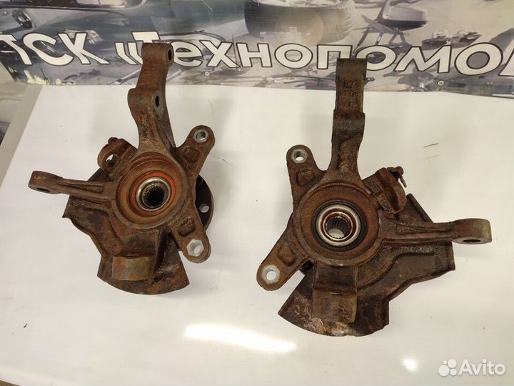 Кулак поворотный левый Шевроле Авео Т200